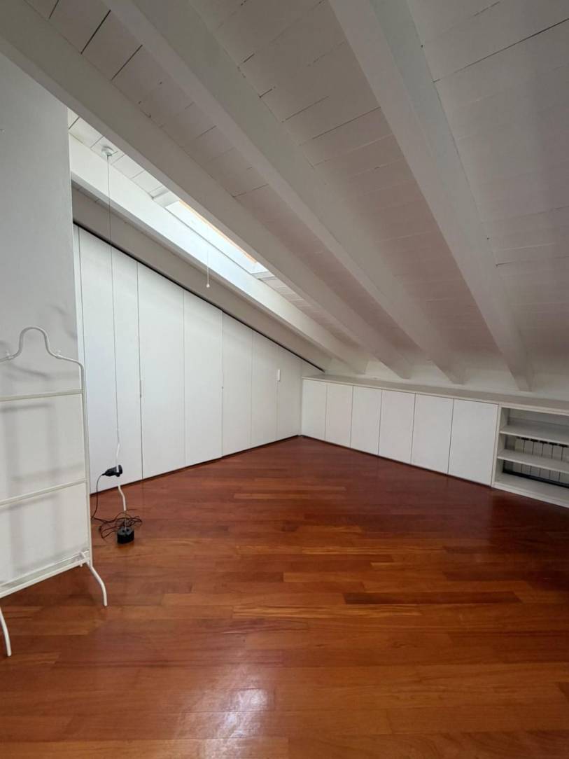 Stanza non arredata - Bilocale viale Libertà 128, Via Lecco - Viale Libertà, Monza