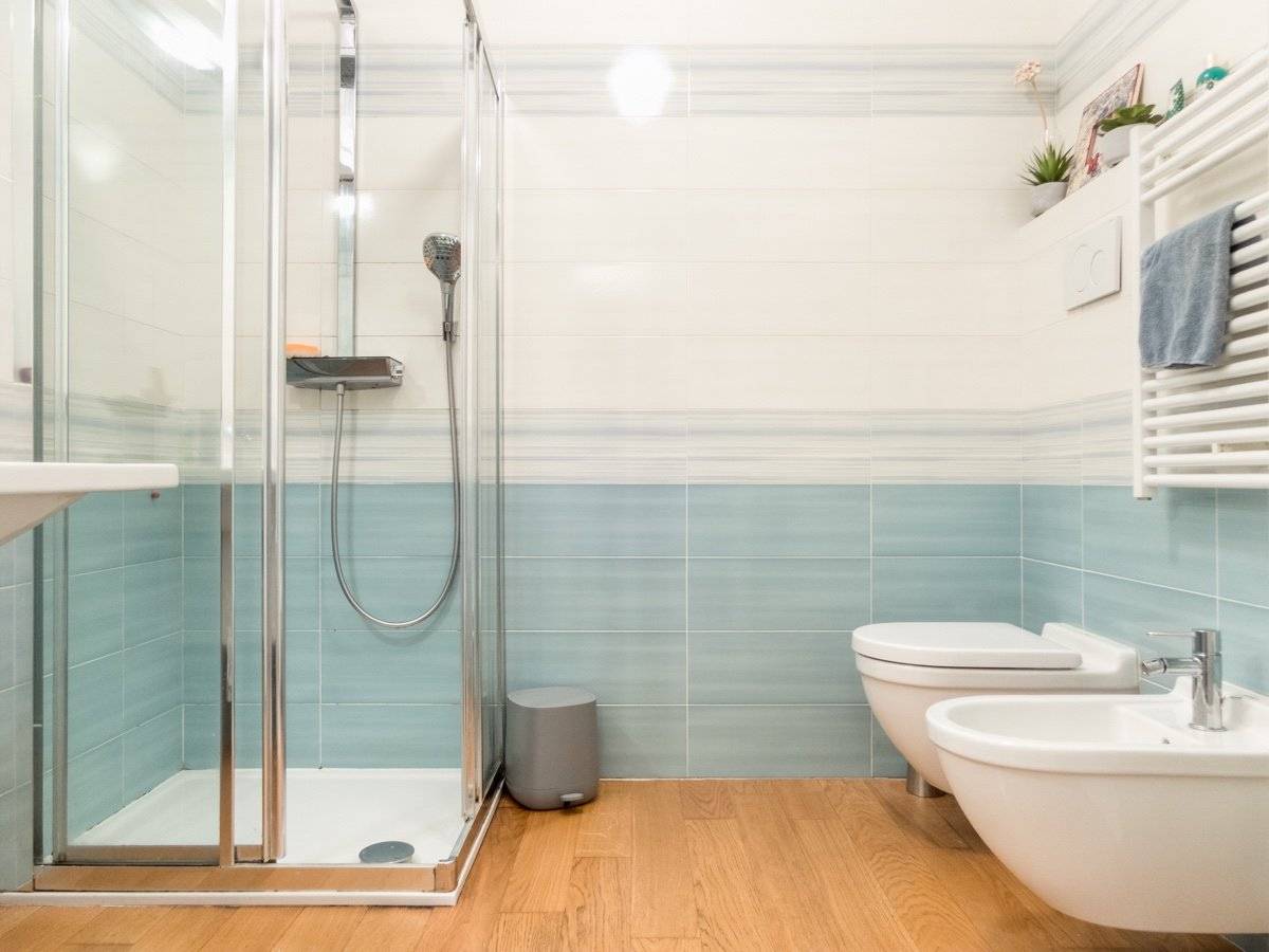 Bagno - Quadrilocale viale della Vittoria 44, Villasanta